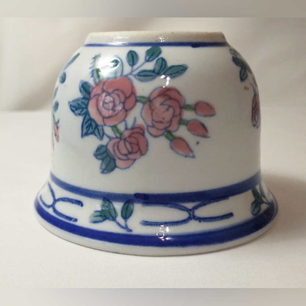 Vintage Pink & Blue Chinoiserie Small Porcelain Planter / Jardiniere - Picture 3 of 8